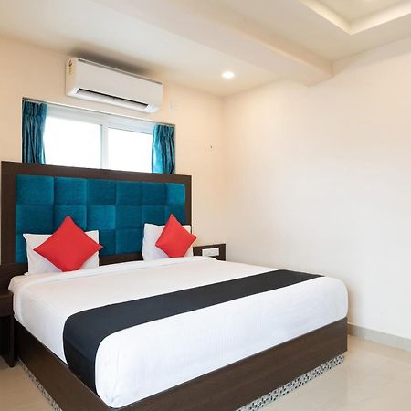 Super Capital O Seatree Hotel Raspari Palao Exterior photo